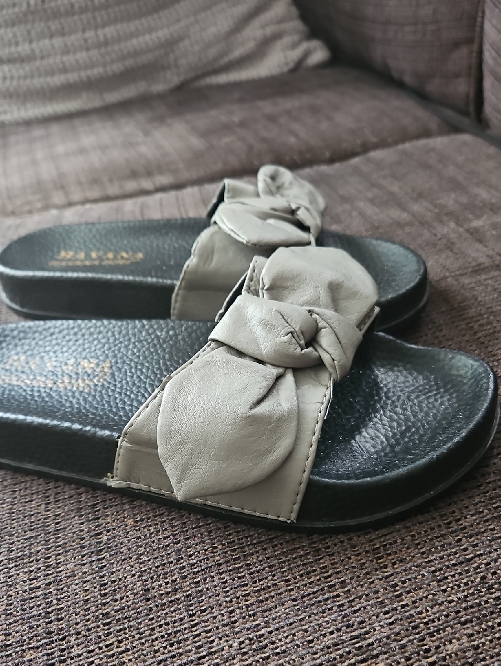 Havana Havana Girl Black Slippers With Bow Front Size 7
